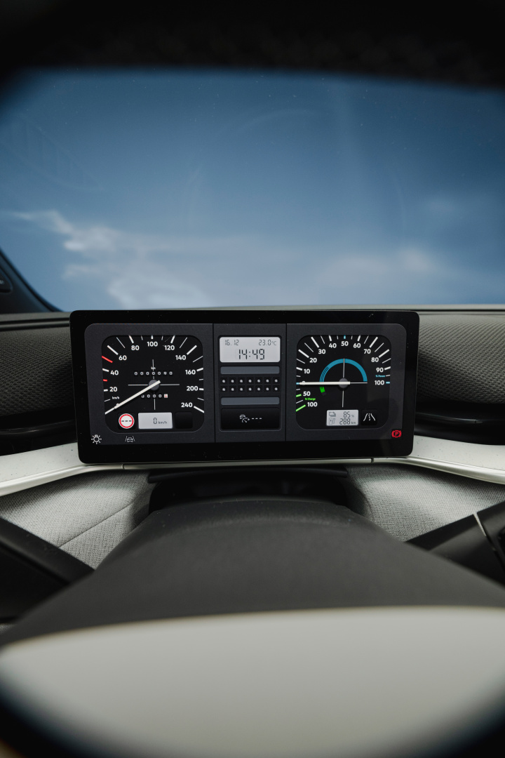 SMALL_ID_Polo_Interior_08